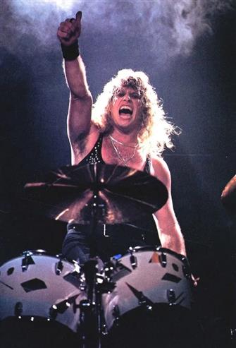 Bobby Blotzer : Band Member Image | CFF Radio
