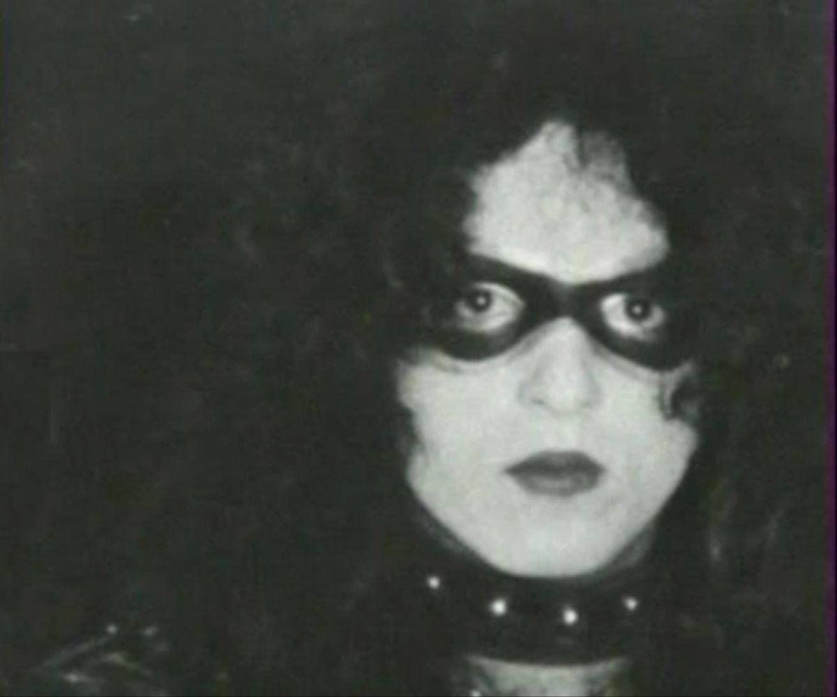 Paul Stanley in the Bandit Makeup at the Fillmore East : Photo Session | CFF Radio